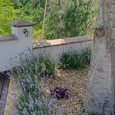 Aquamarine House Луксозна вила