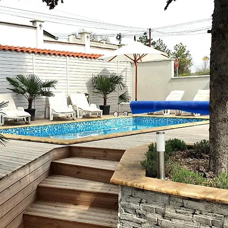 Aquamarine House Луксозна вила Балчик