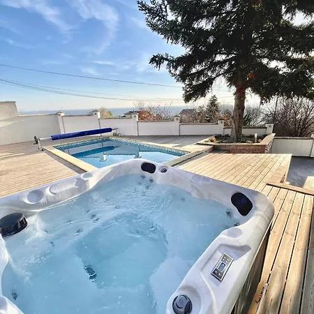 Луксозна вила Aquamarine House Балчик