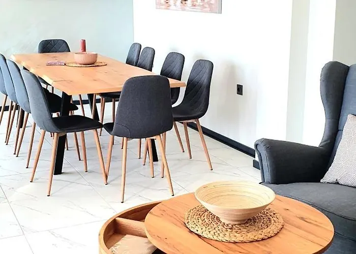 Villa Aquamarine House *