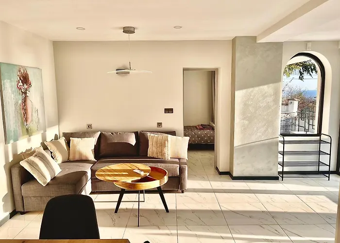 Aquamarine House Villa Balchik