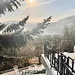 Villa Aquamarine House *