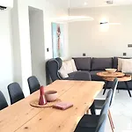 Aquamarine House Villa