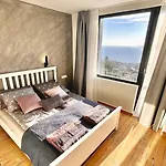 Aquamarine House Villa